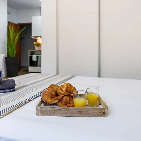 Apartman Homeabroad *